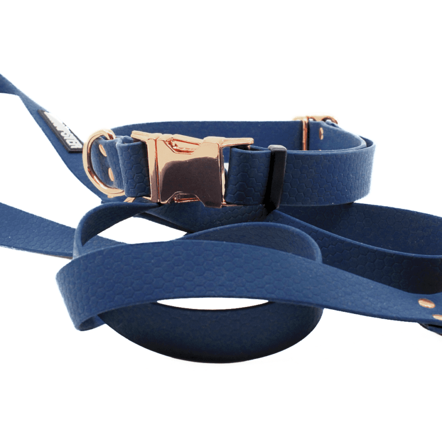 Veekindel tumesinine