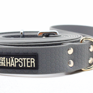 koera jalutusrihm hall veekindel lähivaatest